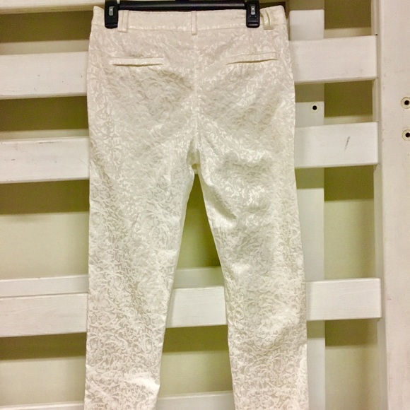 Alberto Makali cream textured print pants. - Picture 3 of 11